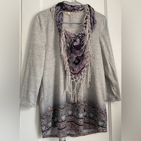 One World Gray Floral Paisley Blouse with Matching Scarf Size: Large - Picture 1 of 10